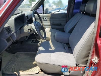 Zdjęcie 7 z 13 samochodu: 1987 TOYOTA PICKUP XTRACAB RN70 DLX VIN:JT4RN70D4H0034622 - miniatura