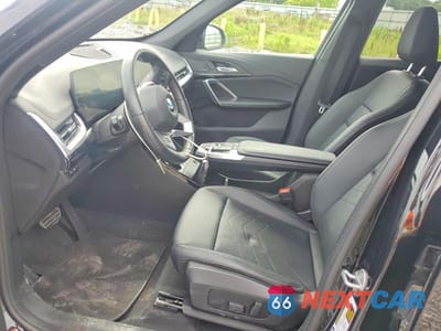 Zdjęcie 7 z 12 samochodu: 2025 BMW X1 XDRIVE28I VIN:WBX73EF08S5107820 - miniatura