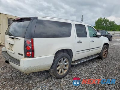 Trzecie zdjęcie samochodu z tyłu: 2010 GMC YUKON XL DENALI VIN:1GKUCMEF9AR189584 - miniatura