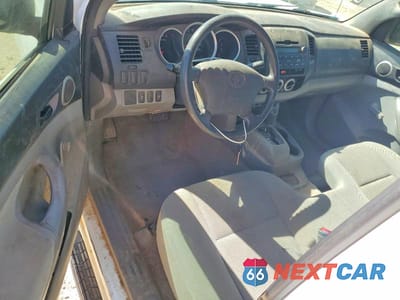 Zdjęcie 8 z 12 samochodu: 2010 TOYOTA TACOMA BASE VIN:5TENX4CN8AZ717604 - miniatura