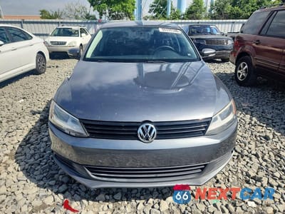 Piąte zdjęcie samochodu w środku: 2014 VOLKSWAGEN JETTA SE VIN:3VWD17AJXEM364152 - miniatura