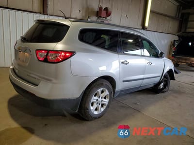 Trzecie zdjęcie samochodu z tyłu: 2013 CHEVROLET TRAVERSE LS VIN:1GNKVFKD2DJ263577 - miniatura