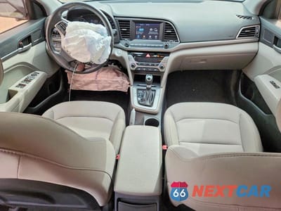 Zdjęcie 8 z 12 samochodu: 2018 HYUNDAI ELANTRA VIN:5NPD84LF5JH314605 - miniatura