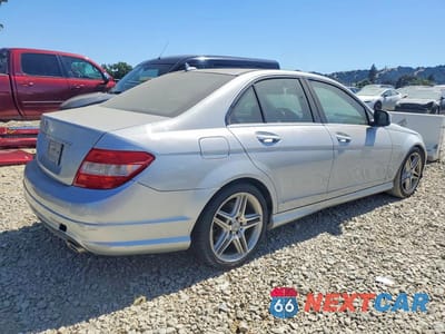 Trzecie zdjęcie samochodu z tyłu: 2009 MERCEDES-BENZ C 300 VIN:WDDGF54X19F208289 - miniatura