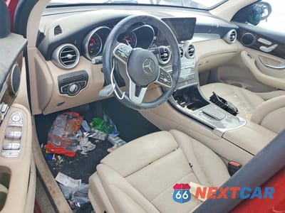 Zdjęcie 8 z 13 samochodu: 2020 MERCEDES-BENZ GLC 300 VIN:W1N0G8DB1LF842118 - miniatura