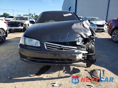 Piąte zdjęcie samochodu w środku: 2000 TOYOTA CAMRY LE VIN:4T1BG22K47U976751 - miniatura