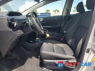 Zdjęcie 7 z 12 samochodu: 2015 TOYOTA PRIUS C VIN:JTDKDTB36F1100774 - miniatura