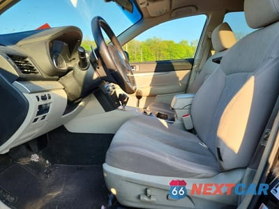 Zdjęcie 7 z 13 samochodu: 2013 SUBARU OUTBACK 2.5I PREMIUM VIN:4S4BRBCC7D3316186 - miniatura