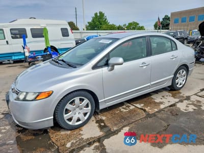 2008 HONDA CIVIC LX 1HGFA16528L000562 - główne zdjęcie licytacji z USA - miniatura