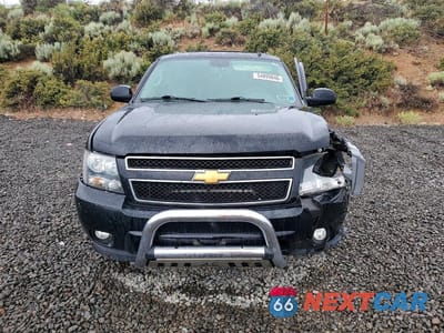 Piąte zdjęcie samochodu w środku: 2012 CHEVROLET SUBURBAN K1500 LT VIN:1GNSKJE75CR134914 - miniatura