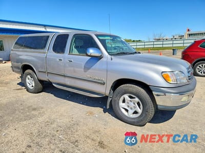 Czwarte zdjęcie samochodu z boku: 2002 TOYOTA TUNDRA SR5 V8 VIN:5TBBT44122S263867 - miniatura