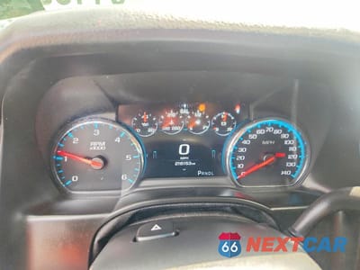 Zdjęcie 9 z 13 samochodu: 2019 GMC YUKON XL DENALI VIN:1GKS1HKJ2KR327190 - miniatura