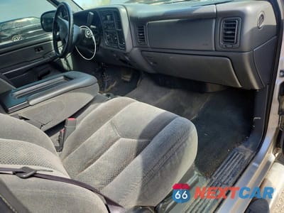 Zdjęcie 8 z 12 samochodu: 2004 CHEVROLET SILVERADO K1500 VIN:1GCEK19T84E376666 - miniatura