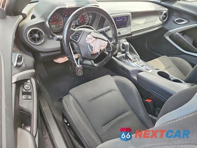 Zdjęcie 8 z 12 samochodu: 2023 CHEVROLET CAMARO LS VIN:1G1FB3DX5P0154459 - miniatura