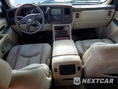 Zdjęcie 8 z 14 samochodu: 2006 CADILLAC ESCALADE ESV VIN:3GYFK66N96G233447 - miniatura