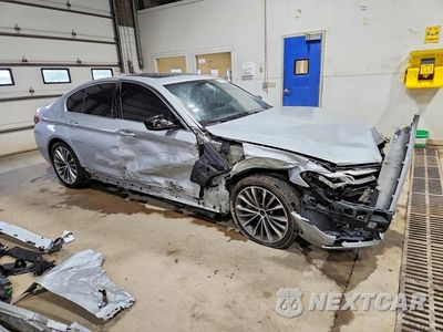 Czwarte zdjęcie samochodu z boku: 2021 BMW 530 XI VIN:WBA13BJ04MCF15335 - miniatura