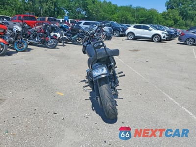 Czwarte zdjęcie samochodu z boku: 2017 HARLEY-DAVIDSON FXDB DYNA STREET BOB VIN:1HD1GXM18HC324351 - miniatura