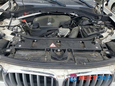 Zdjęcie 11 z 12 samochodu: 2016 BMW X3 SDRIVE28I VIN:5UXWZ7C53G0T42647 - miniatura