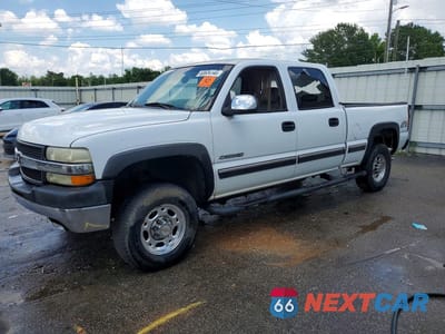 2001 CHEVROLET SILVERADO K2500 HEAVY DUTY 1GCHK23U01F200589 - główne zdjęcie licytacji z USA - miniatura