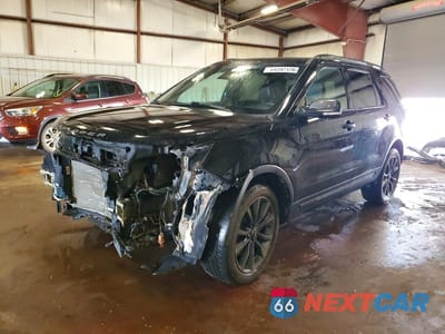 2018 FORD EXPLORER XLT 1FM5K8D87JGC40536 - główne zdjęcie licytacji z USA - miniatura