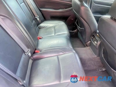 Zdjęcie 6 z 10 samochodu: 2013 HYUNDAI GENESIS 5.0L VIN:KMHGC4DHXDU241748 - miniatura