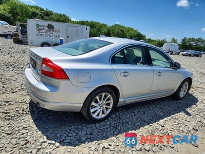 Trzecie zdjęcie samochodu z tyłu: 2015 VOLVO S80 PREMIER+ VIN:YV126MAC8F1184074 - miniatura