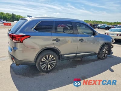 Trzecie zdjęcie samochodu z tyłu: 2019 MITSUBISHI OUTLANDER SE VIN:JA4AD3A33KZ051228 - miniatura