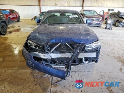 Piąte zdjęcie samochodu w środku: 2023 BMW 330XE VIN:3MW39FS01P8C95674 - miniatura