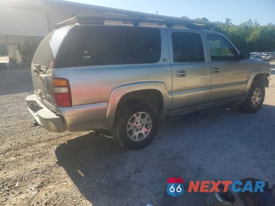 Trzecie zdjęcie samochodu z tyłu: 2003 CHEVROLET SUBURBAN K1500 VIN:3GNFK16ZX3G112327 - miniatura