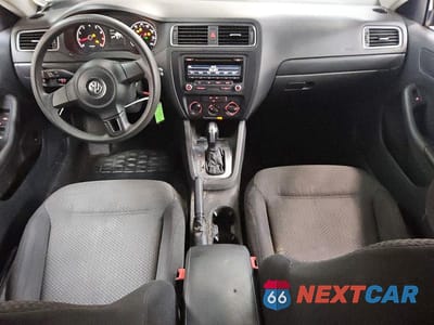 Zdjęcie 8 z 12 samochodu: 2013 VOLKSWAGEN JETTA BASE VIN:3VW2K7AJ9DM286529 - miniatura