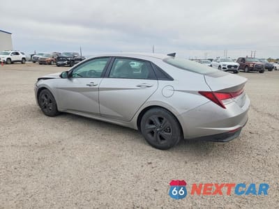Drugie zdjęcie samochodu z przodu: 2021 HYUNDAI ELANTRA SEL VIN:5NPLM4AGXMH009558 - miniatura
