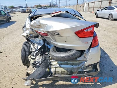 Zdjęcie 6 z 12 samochodu: 2015 KIA OPTIMA LX VIN:KNAGM4A75F5578920 - miniatura