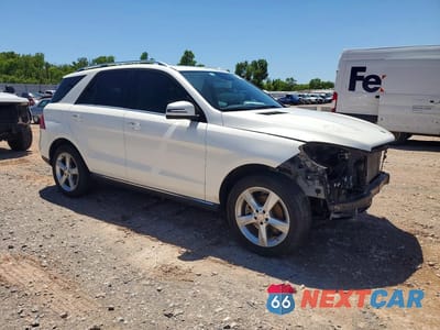 Czwarte zdjęcie samochodu z boku: 2016 MERCEDES-BENZ GLE 300D 4MATIC VIN:4JGDA0EB5GA647678 - miniatura