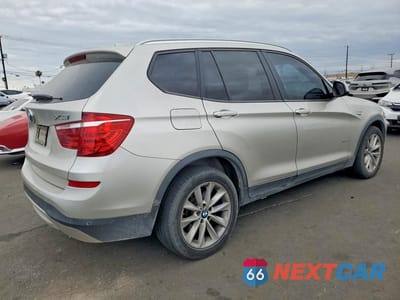 Trzecie zdjęcie samochodu z tyłu: 2015 BMW X3 XDRIVE28I VIN:5UXWX9C58F0D55560 - miniatura
