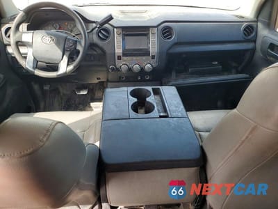 Zdjęcie 8 z 13 samochodu: 2014 TOYOTA TUNDRA SR VIN:5TFUM5F16EX056848 - miniatura