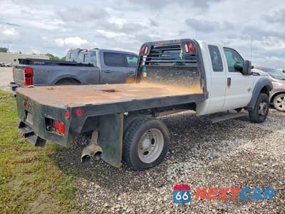 Trzecie zdjęcie samochodu z tyłu: 2016 FORD F550 SUPER DUTY VIN:1FD0X5GT2GEC19138 - miniatura