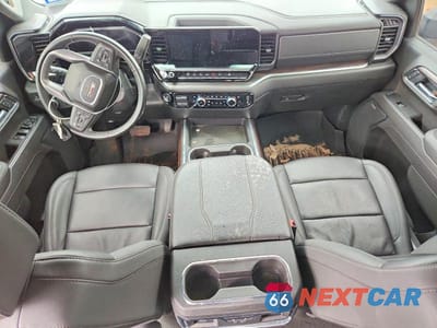 Zdjęcie 8 z 12 samochodu: 2025 GMC SIERRA K3500 SLT VIN:1GT4UUEY7SF277479 - miniatura