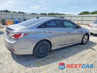 Trzecie zdjęcie samochodu z tyłu: 2015 HYUNDAI SONATA HYBRID LIMITED VIN:KMHEC4A41FA128008 - miniatura