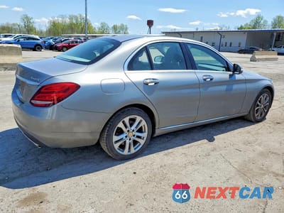 Trzecie zdjęcie samochodu z tyłu: 2015 MERCEDES-BENZ C 300 4MATIC VIN:55SWF4KB5FU057902 - miniatura