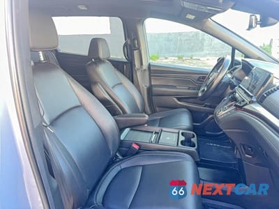 Piąte zdjęcie samochodu w środku: 2025 HONDA ODYSSEY SPORT-L VIN:5FNRL6H72SB011329 - miniatura