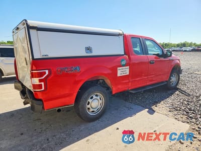Trzecie zdjęcie samochodu z tyłu: 2018 FORD F150 SUPER CAB VIN:1FTFX1E53JKE24441 - miniatura