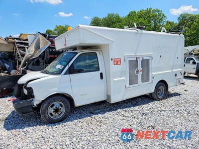 2017 CHEV EXPRESS G4500 1HA6GUCG9HN001857 - główne zdjęcie licytacji z USA - miniatura