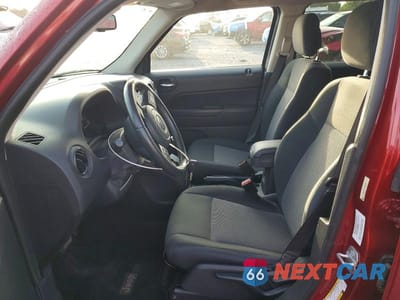Zdjęcie 7 z 13 samochodu: 2014 JEEP PATRIOT LATITUDE VIN:1C4NJPFB0ED700220 - miniatura