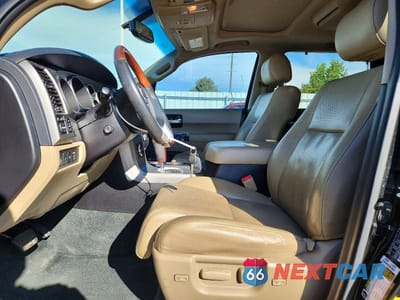 Zdjęcie 7 z 14 samochodu: 2017 TOYOTA SEQUOIA PLATINUM VIN:5TDDW5G17HS154242 - miniatura