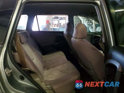 Zdjęcie 11 z 13 samochodu: 2006 TOYOTA RAV4 BASE VIN:JTMZK33V966000465 - miniatura