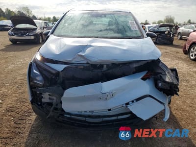 Piąte zdjęcie samochodu w środku: 2023 CHEVROLET BOLT EV 2LT VIN:1G1FX6S03P4151156 - miniatura
