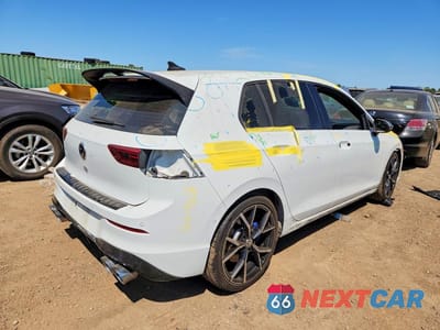 Trzecie zdjęcie samochodu z tyłu: 2022 VOLKSWAGEN GOLF R VIN:WVWEB7CD4NW165450 - miniatura