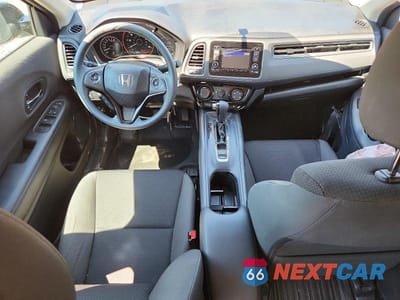 Zdjęcie 8 z 13 samochodu: 2022 HONDA HR-V LX VIN:3CZRU6H32NM703689 - miniatura