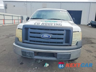 Piąte zdjęcie samochodu w środku: 2010 FORD F150 VIN:1FTMF1CW3AKE30889 - miniatura