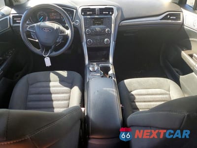 Zdjęcie 8 z 12 samochodu: 2017 FORD FUSION SE VIN:3FA6P0H71HR382497 - miniatura